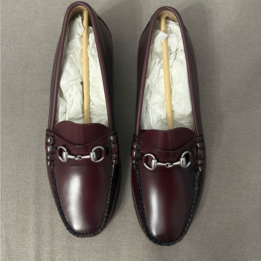 G.H. Bass & Co. Wine Lincoln Loafers with Silvertone bit hardware size 10 WIDE